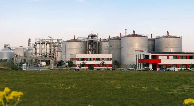 Érzik ezt a szagot? Biogáziszap ömlött ki