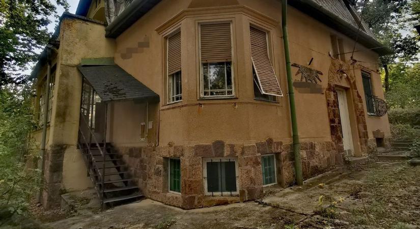 Hátborzongató képeken az egykori balatoni Postás Üdülő
