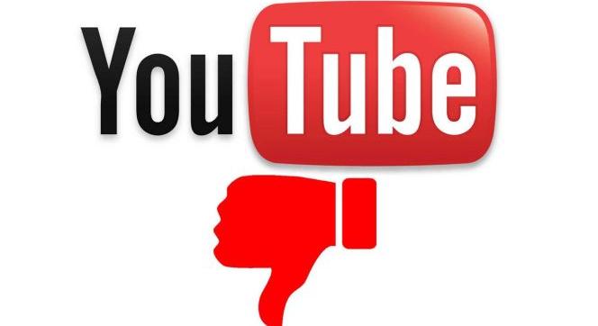 A YouTube végre rálépett az AI-trailerek torkára – két nagy csatorna is repült
