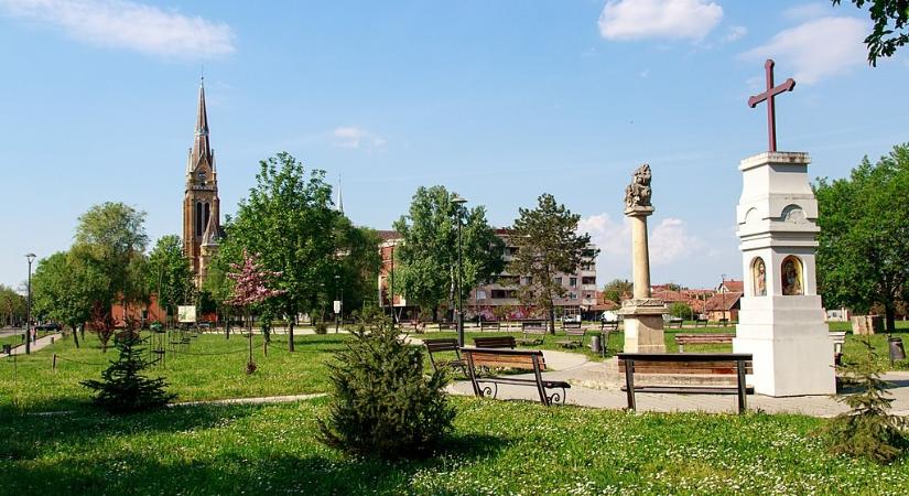 Topolya várja a Szabadkára gyalogló egyetemistákat