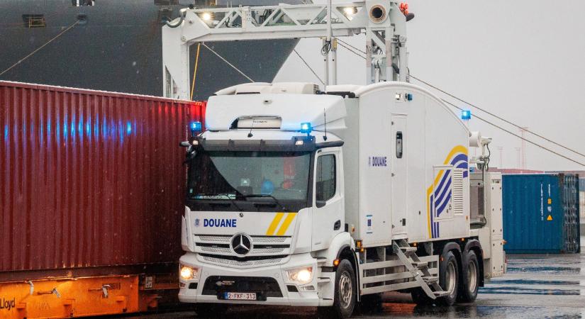 Döbbenetes biznisz ment a kikötőben