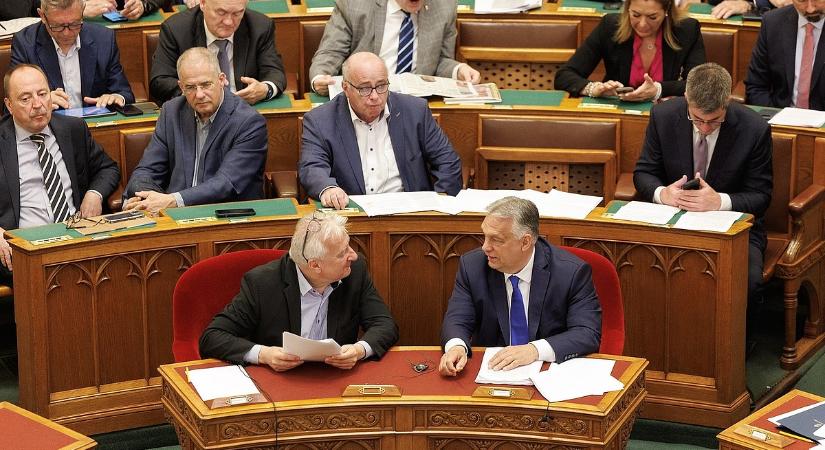 Indul az újabb 6 hónapnyi rendeleti kormányzás