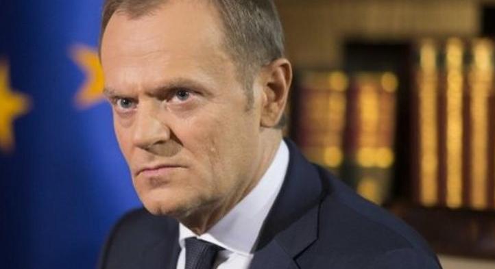 Donald Tusk: orosz megrendelésre gyújtották fel tavaly az egyik varsói vásárcsarnokot