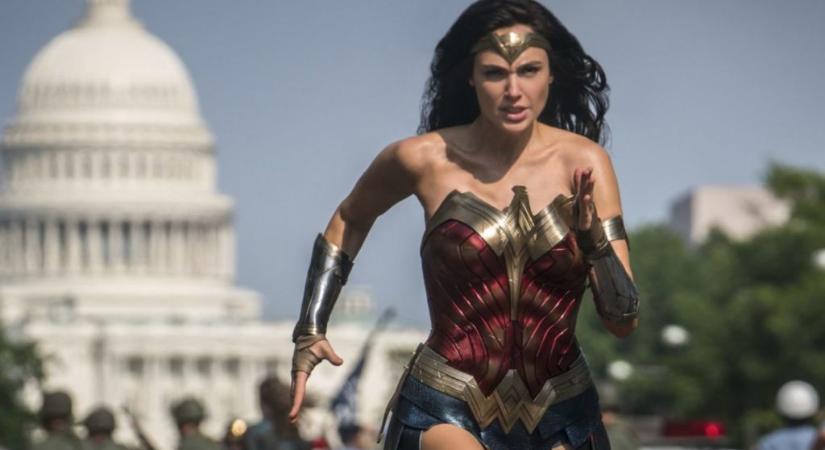A Wonder Woman 1984 továbbra is uralja az amerikai mozikat