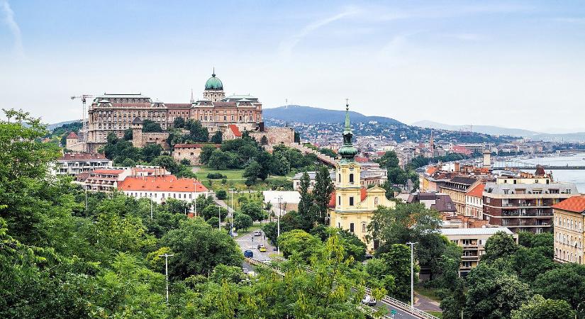 Fékeztek az ingatlanárak Budapesten, vidék felé fordulnak a vevők – mi történik a lakáspiacon?
