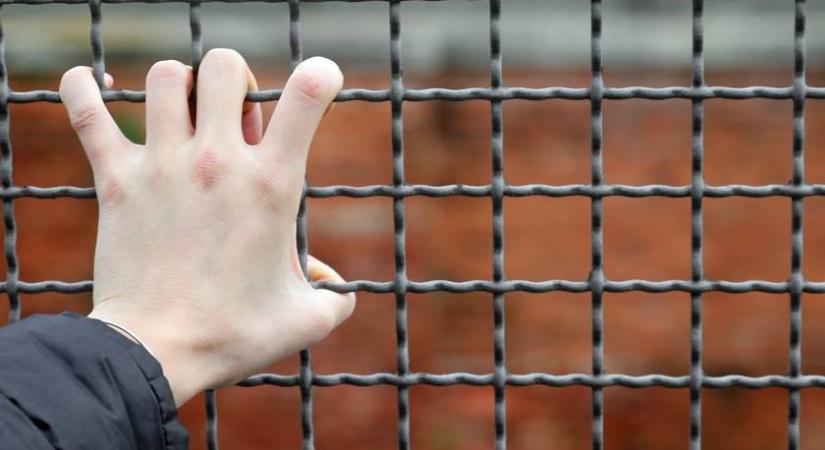 Hepatitis B-vel és szifilisszel fertőzött gyerekeket raktak be egészségesek közé a nagykanizsai javítóintézetben