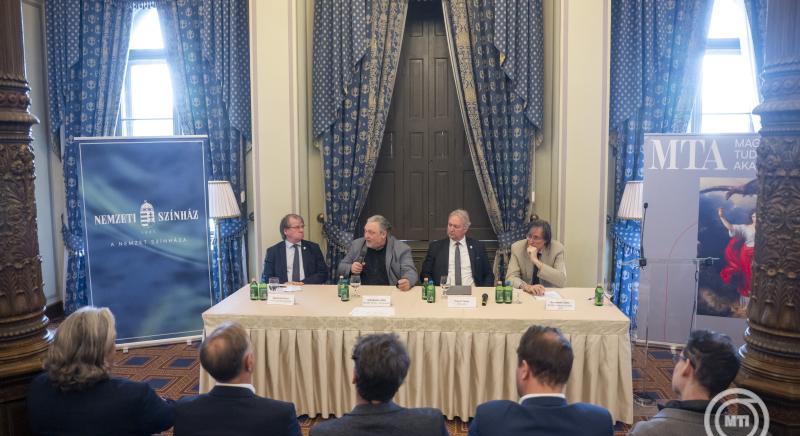 Tudomány éve a színházban címmel indul program az MTA és a Nemzeti együttműködésében