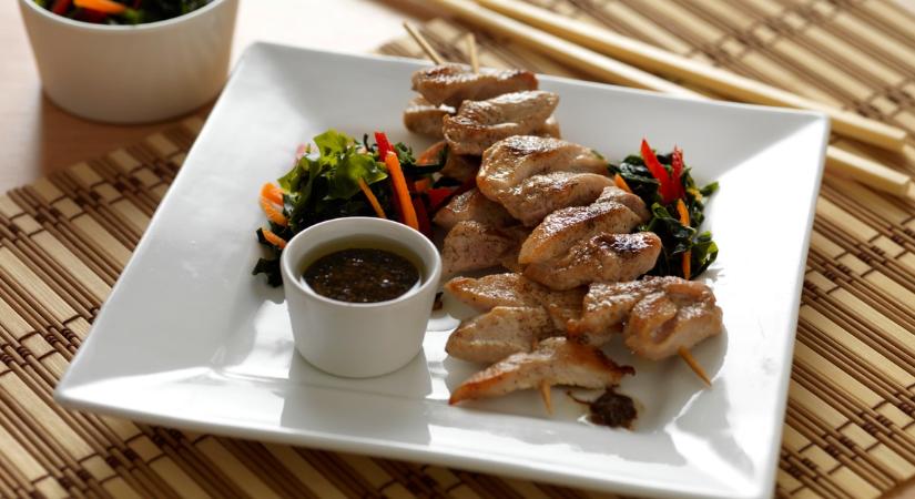 Japánba varázsol ez a recept: pulyka yakitori