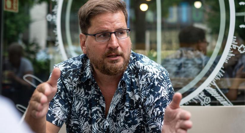 Pogátsa Zoltán: Ma még nem élünk technofasizmusban, de...