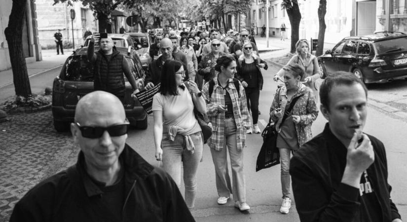 Helsinki Bizottság: A szerbiai helyzet a rendkívüli állapot minden jegyét magán viseli