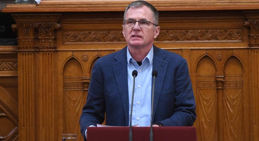 Horváth László kormánybiztos bejelentette: júniustól vagyonelkobzás, kitiltás, börtön vár a drogdílerekre (VIDEÓ)
