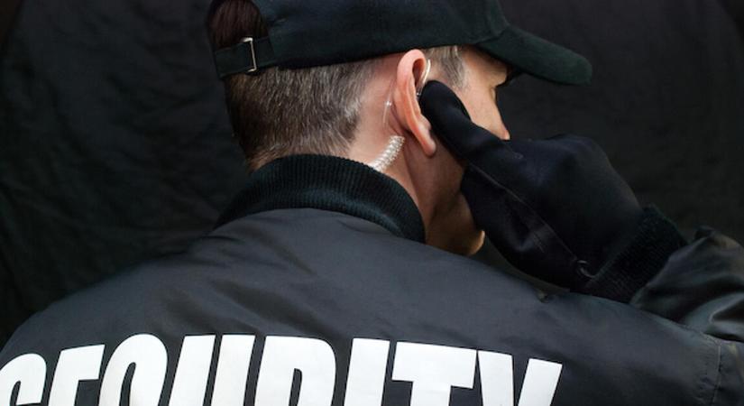A recesszió sem akadály: zsíros profit jött össze a NER örző-védő cégének