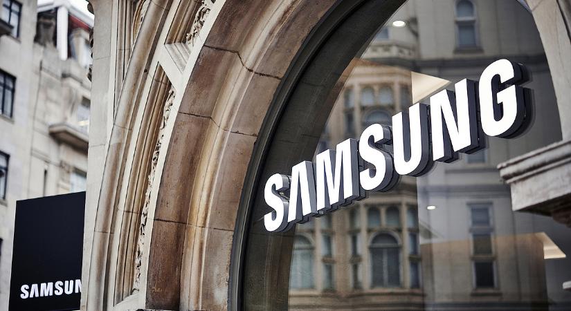 Csudavékony mobillal rukkolt elő a Samsung