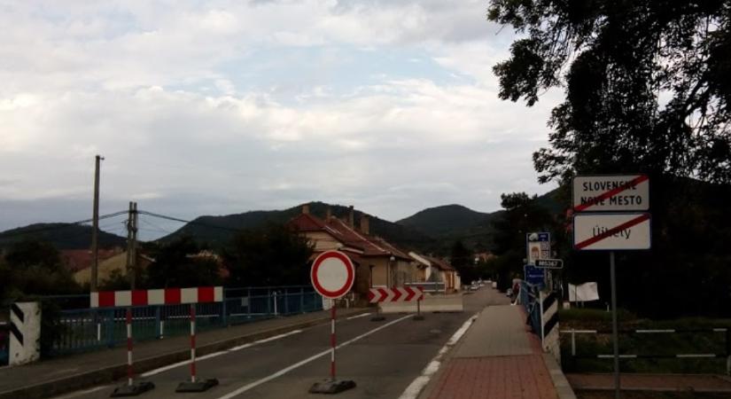 A meghosszabbított határzár átértékelését kéri a Magyar Szövetség