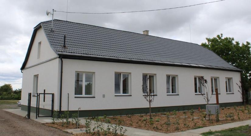 Népkonyha a nádudvari Seregélyes kertben