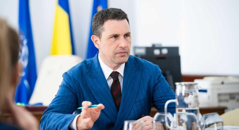 Tánczos Barna: júniusban újabb 1,3 milliárd euró érkezik a helyreállítási alapból