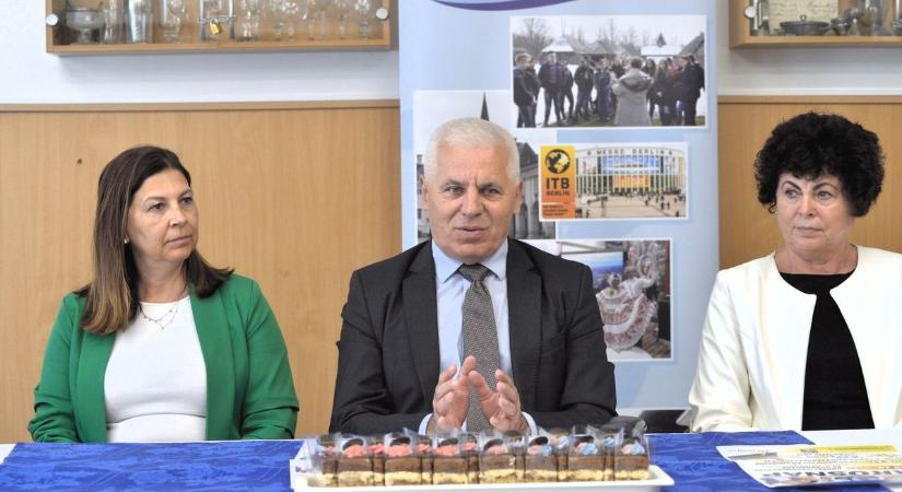 A város tortája az idén is elkészül! Mi már tudjuk, mivel lepik meg a nyíregyháziakat szombaton (fotókkal, videóval)