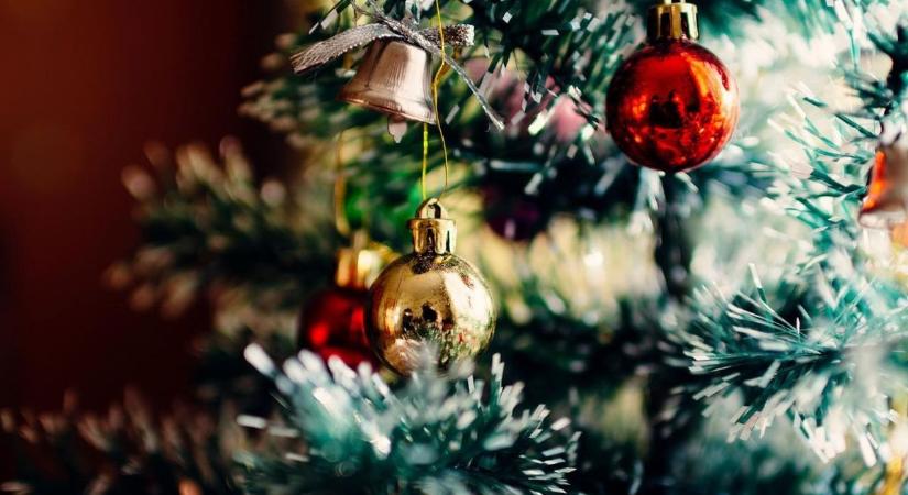 Ma kiderül, lesz-e népszavazás a december 24-i munkaszüneti napról!
