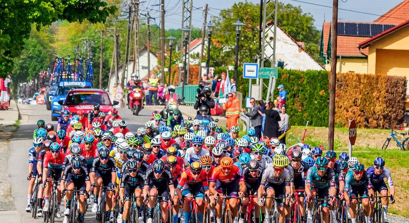 Közel 24 órányi élő közvetítés a százéves Tour de Hongrie versenyről