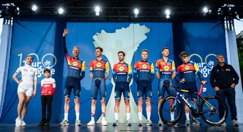 Kerékpáros fesztivállal indult a százéves Tour de Hongrie
