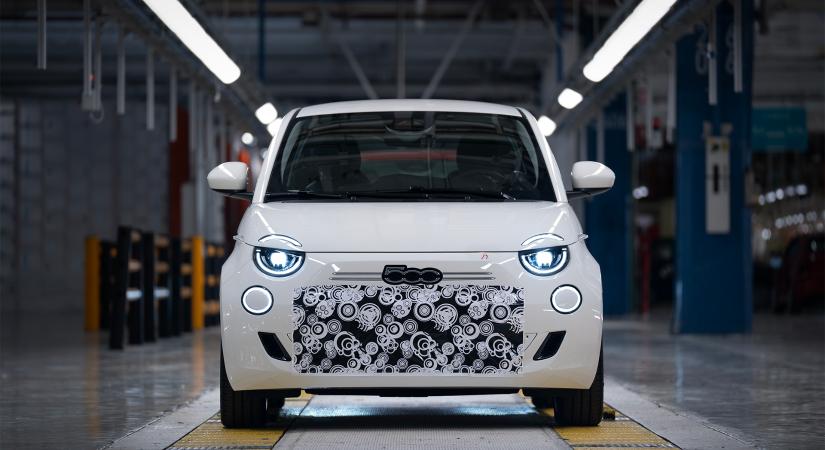 Mostantól belső égésű motorral is készülnek új Fiat 500-asok
