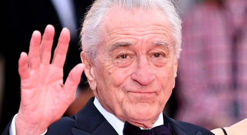 Robert de Niro 35 évvel fiatalabb feleségével és tinilányával pózolt a cannes-i filmfesztiválon: friss fotókon a család