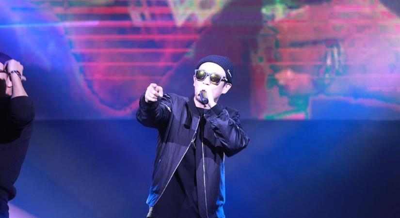 Mi az a K-pop, és miért akarnak hirtelen koreaiul tanulni az unokáink?