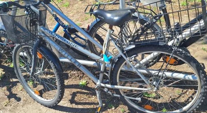 Ez egy ismert módja a biciklilopásnak? Ezt tették a nő bringájával Nyíregyházán!
