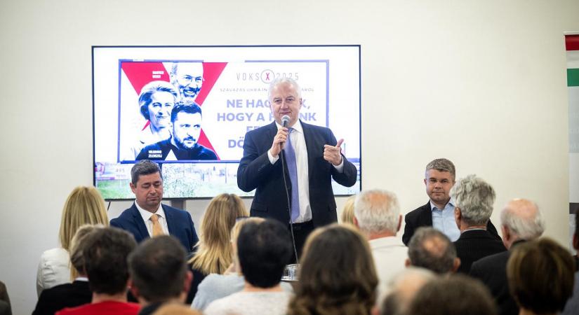 Semjén Zsolt szerint a jobboldalon fel kell szítani a veszélyérzetet