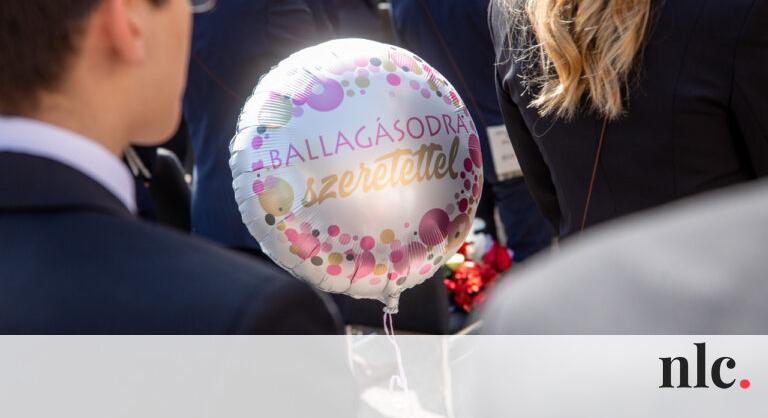 14 ikerpár ballag el ugyanabból a középiskolából