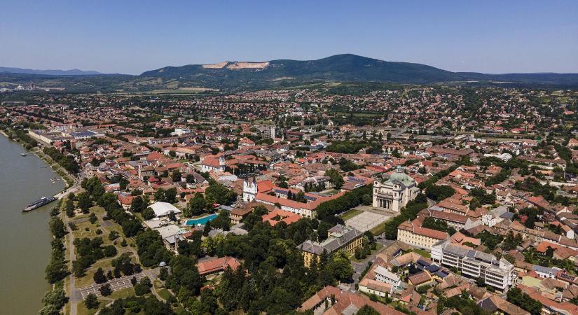 Benyújtották a törvényjavaslatot, így korlátozhatnák az önkormányzatok a beköltözést