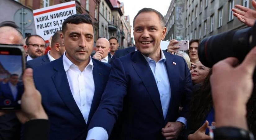 Egymást putyinozta Donald Tusk és George Simion