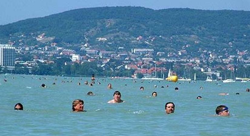 Újra Öbölátúszás a Balatonon