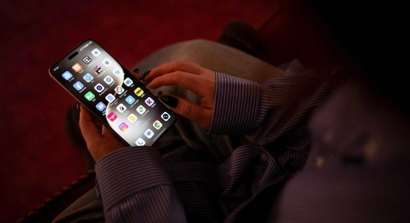 Hamarosan riasztást küldhet a kormány a mobilunkra egy új javaslat szerint