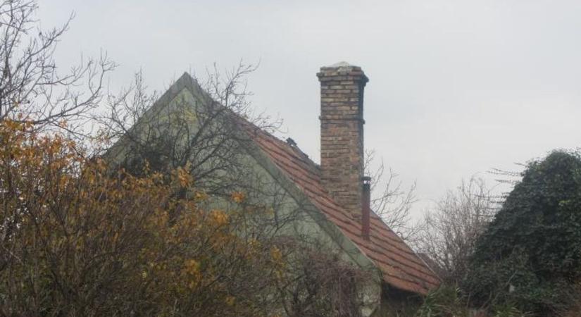 Már csak ma estig licitálhat a NAV árverésén egy ösküi házra (képgaléria)