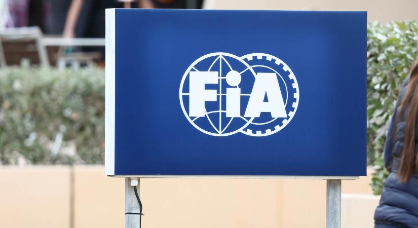 Meghátrált az FIA, lazított a botrányos szabályon