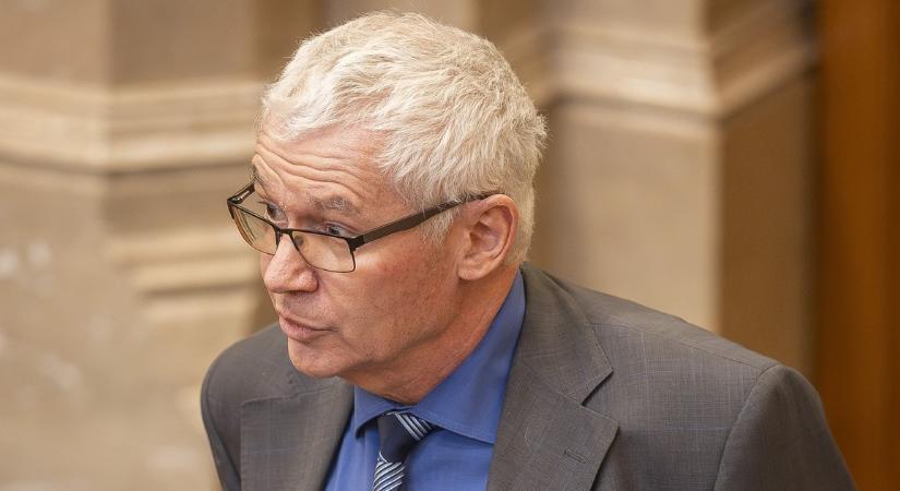 Sulyok Tamás közölte: Polt Péter beadta a lemondását