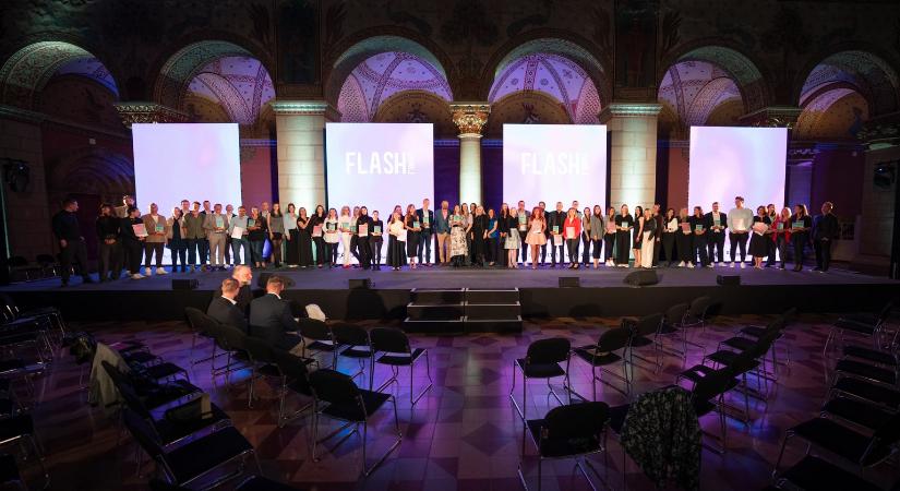 Kiosztották a 2025. évi Flash Award díjakat és különdíjakat
