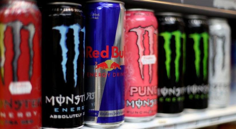 Júniustól tiltólistán: ezek az energiaitalok nem lesznek elérhetők a fiataloknak