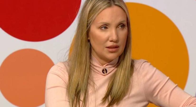 A 46 éves Kapócs Zsóka ilyen más bubifrizurával: levágatta hosszú tincseit