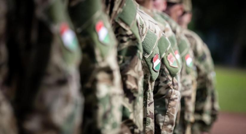 Hamis diplomák miatt razziázhattak honvédségi laktanyákban
