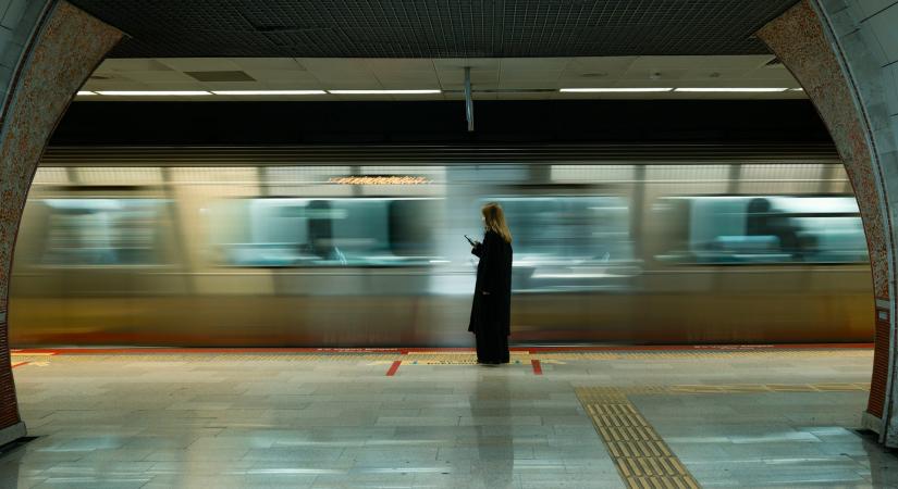 Kicserélték a fényeket a metróban, 84%-kal esett vissza az öngyilkosságok száma Japánban