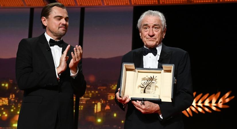 Robert de Niro páros lábbal szállt bele Donald Trumpba Cannes-ban: "Nem dőlhetünk csak úgy hátra és nézhetjük!"