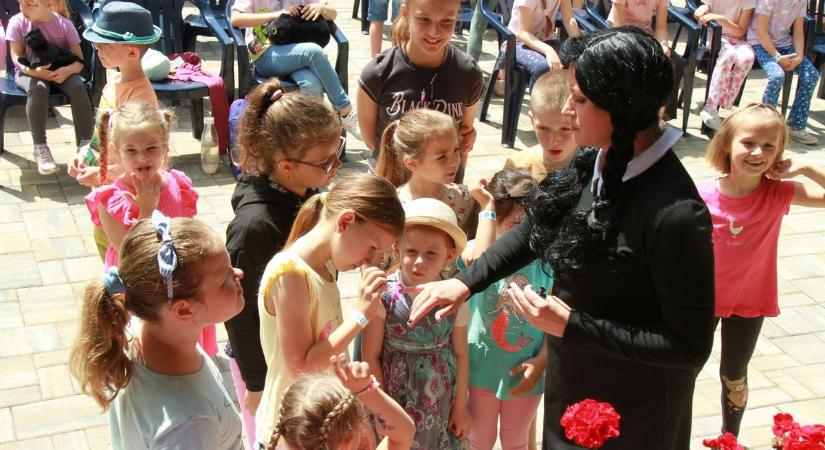 A fejlesztések, a pályázatok és a programok is fontosak Sajószögeden