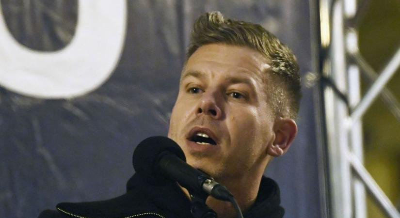 Az állunkat keressük: Magyar Péter olyat tett az Andrássy úton, hogy arra nincsenek szavak – ez egészen elképesztő
