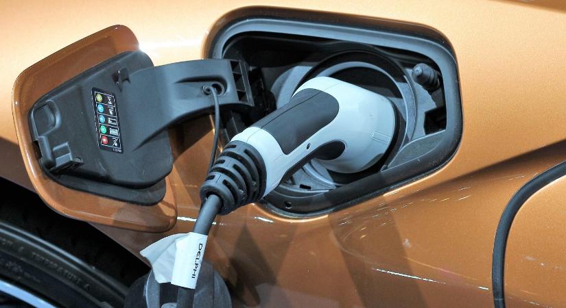 A Hyundai bemutatta új akkumulátorát, amely eloltja magát tűz esetén