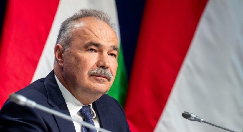 Orbán Viktor gyorsan felmentette Nagy István fontos emberét