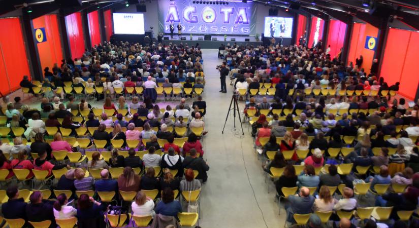 Elkezdődött az ÁGOTA Országos Gyermekvédelmi Szabadegyetem és Konferencia