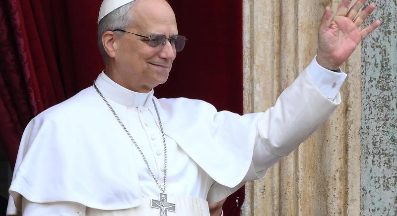 Címert és személyi titkárt is választott magának XIV. Leó pápa