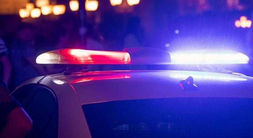 Kisteherautó és személygépkocsi rohant egymásba a 82-esen Ravazdnál